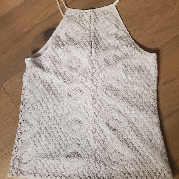 Lilly Pulitzer Reema lace halter top size small - Picture 7 of 8